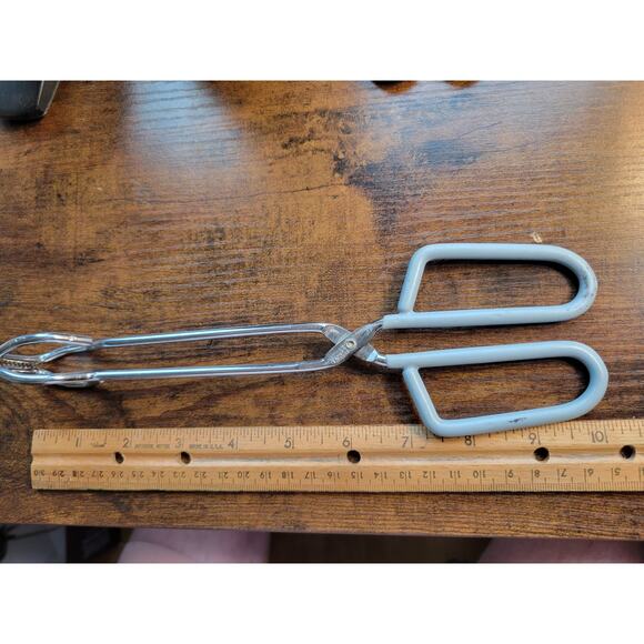 Vintage Light Blue Rubber Handle 10" Stainless Steel Tongs - Made in Taiwan - Picture 9 of 9